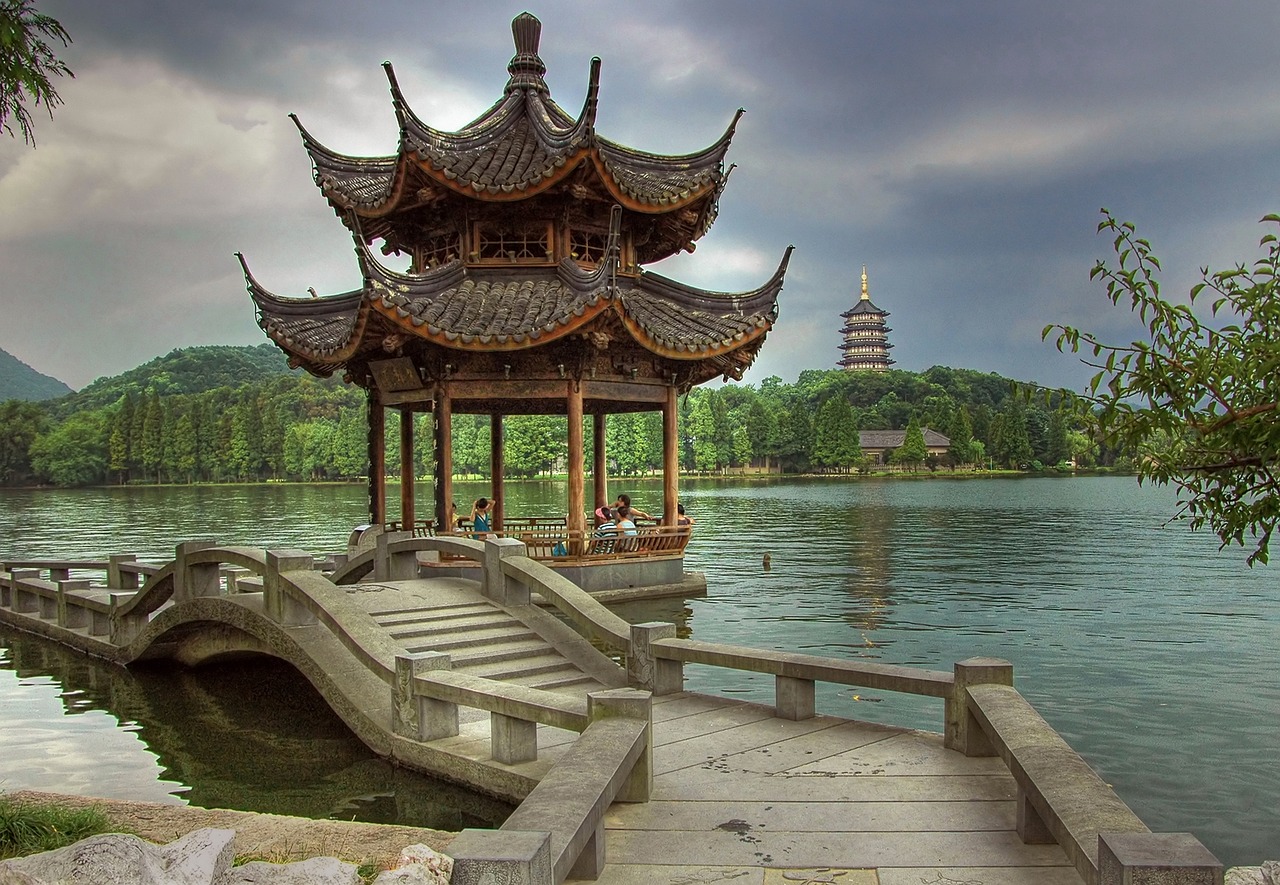 scenic places to visit in china